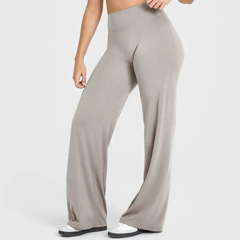 Front view of women's high-waisted fitness set showing the fit and v-neck design light gray - BetterPlace